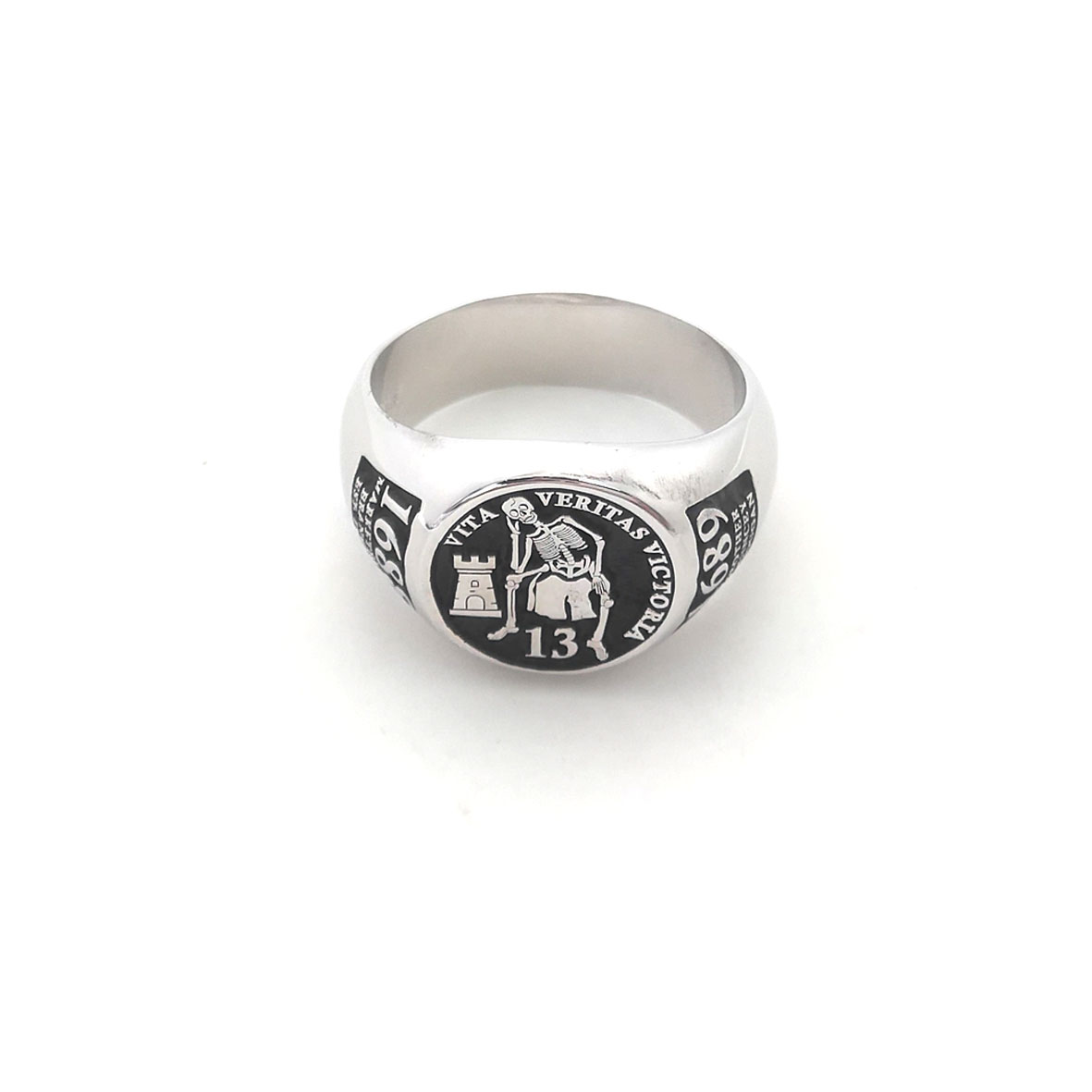 Custom Engraved 17mm Round Top - Initial Ring Custom 评论和价格