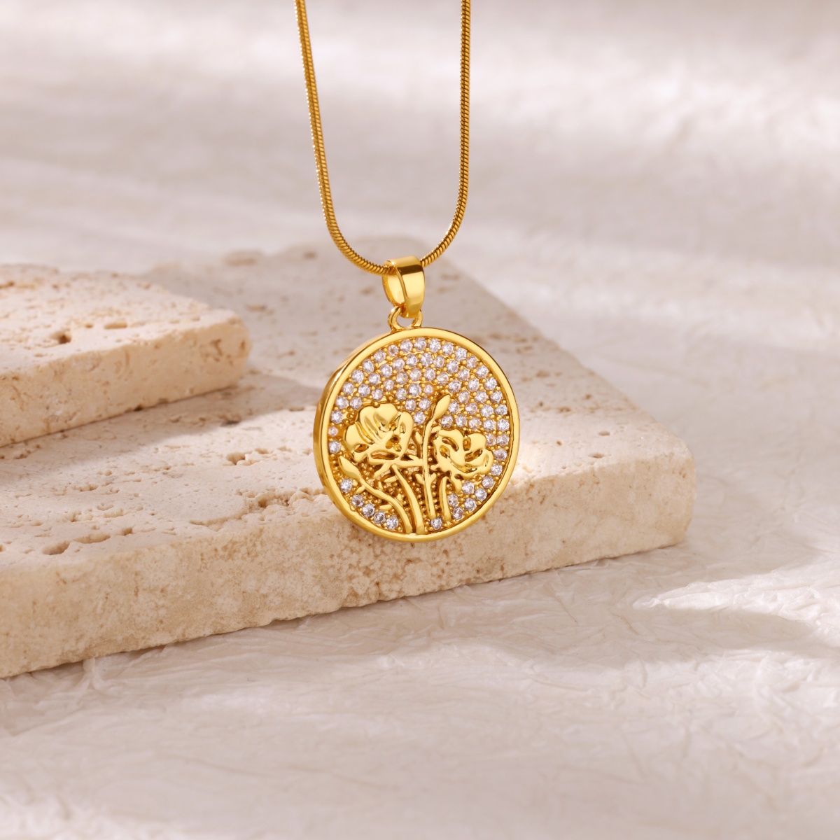 Zircon Flower Necklaces For Wo - Birth Flower Necklace 评论和价格